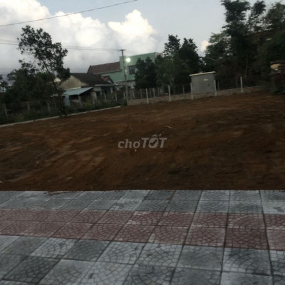 Bán lô góc Mặt tiền TX Điện Bàn - gần trạm thu phí