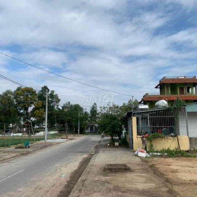 Đất đối diện kcn điện ngọc sát đường 33m của tỉnh