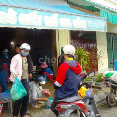 Đất mặt tiền đối diện chợ, sát QL1A, giá từ 290 tr