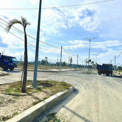 Bán lô 125m2 đường 10m5 Nam Đà Nẵng ven sông Cổ Cò