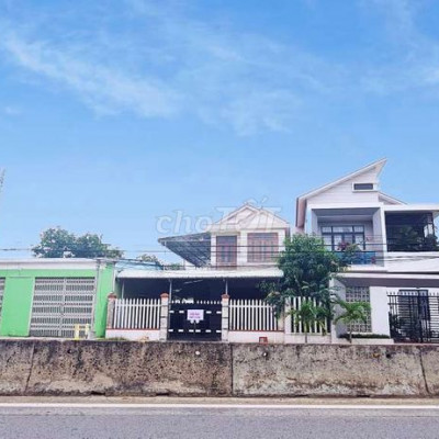 Nhà Kho mặt tiền QL1A huyện Núi Thành