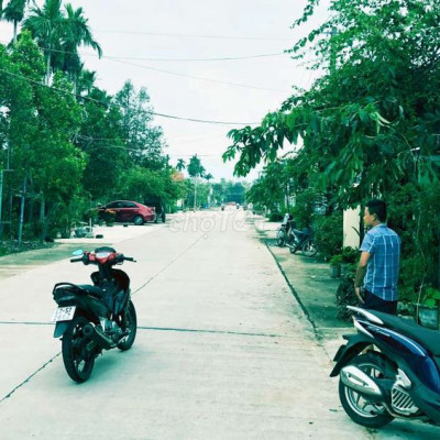 Lô đôi ngang11m ĐiệnBàn+nhà gác lửng,đg 15m-1tỷx