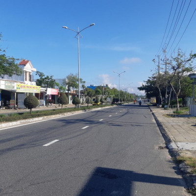 Bán đất 176m2 đường biển Lạc Long Quân,Điện Dương