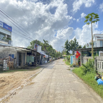 Bán gấp đất gần UBND xã Điện Hoà giá chỉ 800