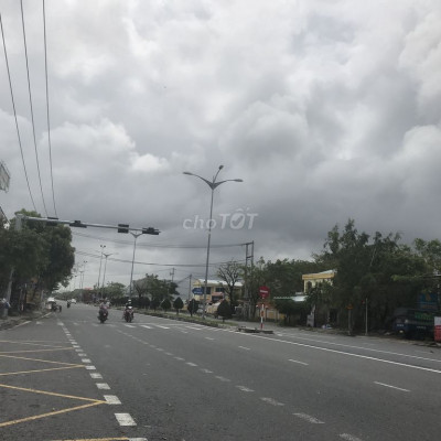 Sốc lô góc đường bê tông 3m & 2m khối phố Ngân Câu