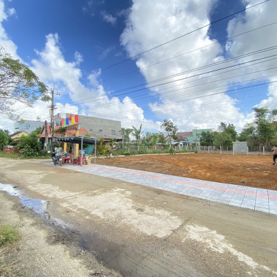 100m2 đường QH 20.5m ngay cạnh chợ chỉ 700tr