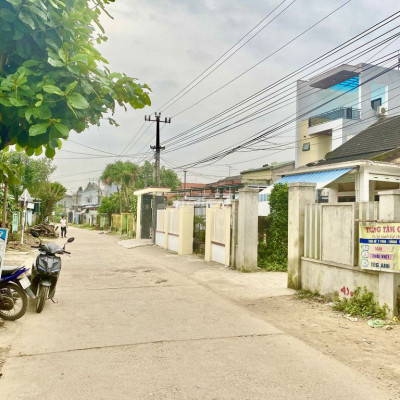 Chính chủ cần bán gấp lô đất 100m2 đường QH 10.5m