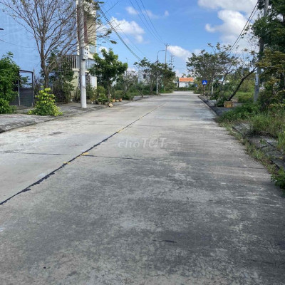 Chỉ một lô *** Khối 5 Vĩnh Điện