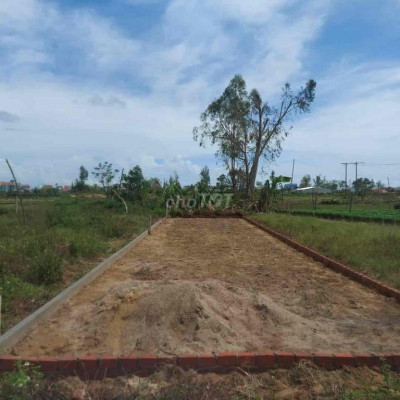 cần bán miếng đất ở đường Nguyễn Tất Thành 107.5m2