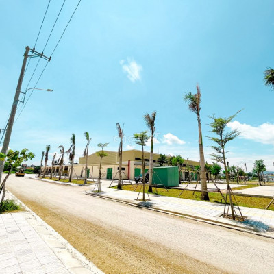 Phố chợ Đông Phú giá cực sốc, mua đất trúng ôtô