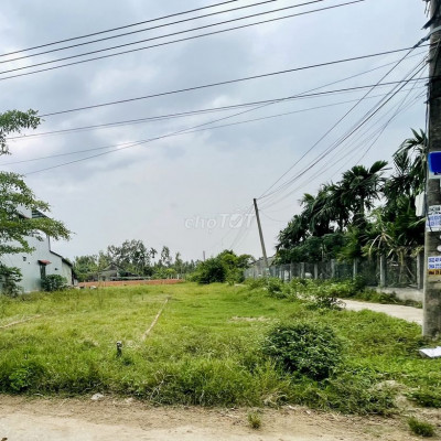 Bán lô góc 6x20m đường 7m5 sau chợ Bình Long 897tr