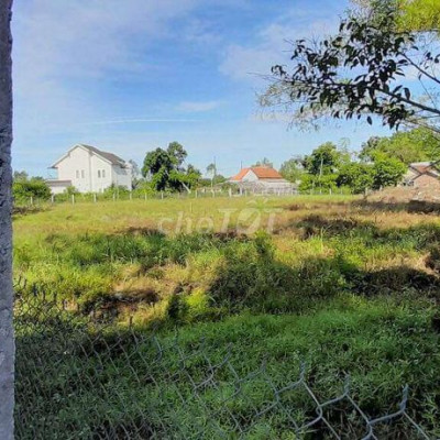 Đất làm nhà vườn hạ giá