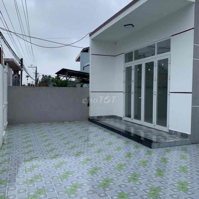 Bán nhà đường bê tông chính Tứ Ngân