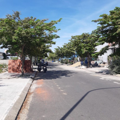 Biệt thự 270m2, ngay làng đại học Đà Nẵng chỉ 4 tỷ