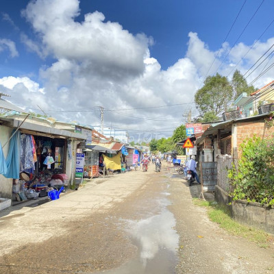 Bán gấp 2 lô liền kề gần chợ gần trường đường10.5m