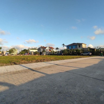 Đất mặt tiền sổ hồng nằm đường liên huyện QH rộng.