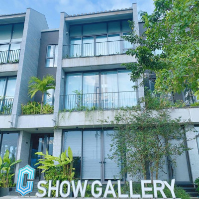 Cần bán căn Shophouse 2 mặt tiền Casamia Hội An