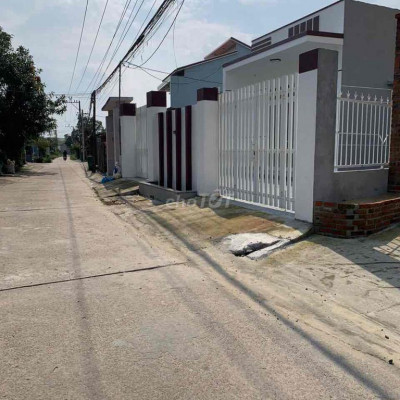 Đất Điện Ngọc cách đường Phạm Như Sương 100m