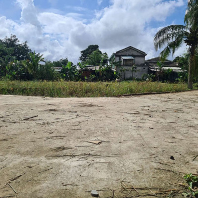 Lô gíc ngang 6m_126m2 có bãi đỗ xeoto sát lệ trạch