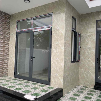 Bán nhà mới xây Điện Ngọc giáp Đà Nẵng