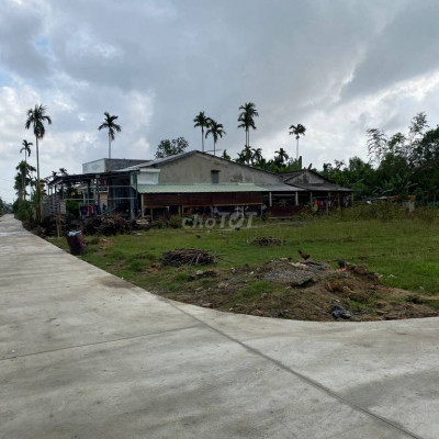 Bán Lô Góc Ngay Chợ Bình Long Điện Phước Sát ĐT609