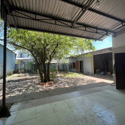 Nhà và kho,700m2, mặt tiền QL1A  27m, H. Núi Thành