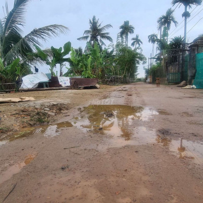 Lô góc Điện Bàn 126m2(6,25×21)đườg 5m có bãi đậuxe