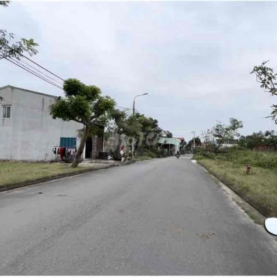 lô đất sau lưng đường ra biển võ như hưng dưới 2tỷ