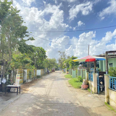 Cần tiền bán gấp trước tết lô mặt tiền đường 10m5