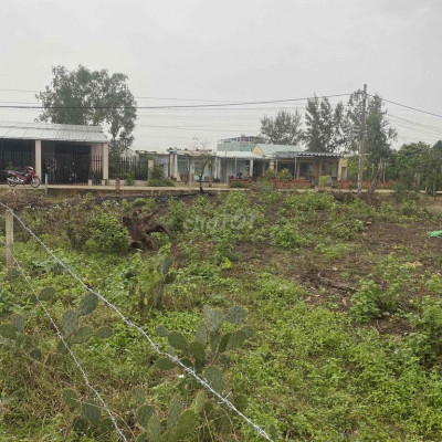 cần bán lô đất gần chợ Đầu mối điện Ngọc