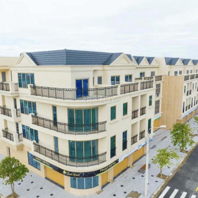 Shophouse đường biển du lịch ĐN- QN giá chỉ 5tyxx