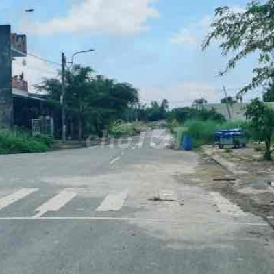 bán Lô 2A đường 7.5m giá 1 tỉ . sổ hồng