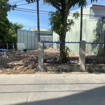 Bán Lô góc 2 mặt tiền Trung tâm TT HÀ LAM