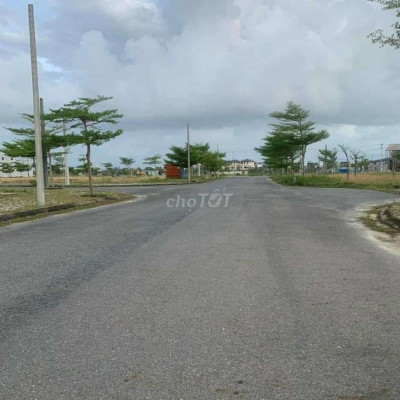 87.5m2 KDT7B SẠCH ĐẸP. HƯỚNG ĐÔNG NAM