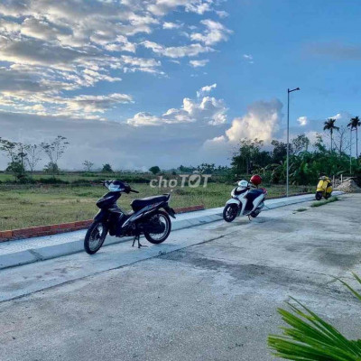 ĐIỆN BÀN BETONG 6m MÀ GIÁ CHỈ 5xx