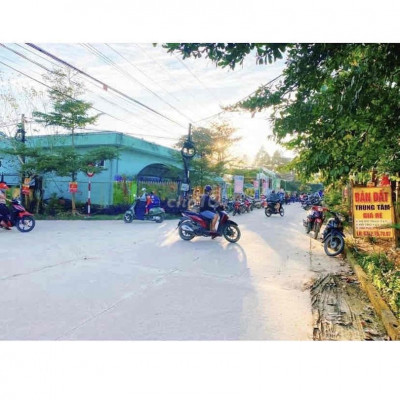 579tr Bán Lô Đất Trung Tâm Uỷ Ban Gần Chợ Đại Hiep
