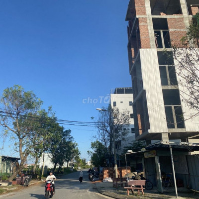 Chính chủ bán lô 165m2 sát ĐH FPT chỉ 2,2 tỷ sạch