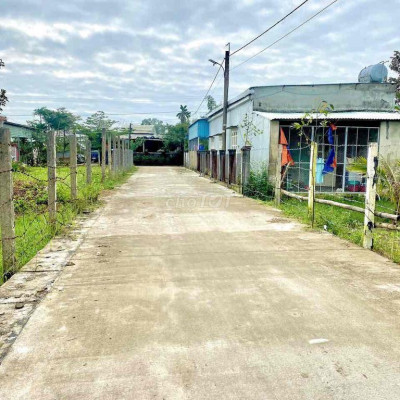 Đất Đại Hiệp ngay sau lưng UBND Xã