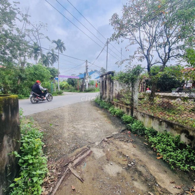 chính chủ giá bao sổ 2 lô Điện Tiến  5xx gần DT605