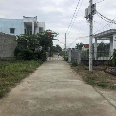 Nhà cấp 4 cần bán