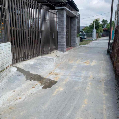 Đất Điện Ngọc sát đường Phạm Như Sương 780tr