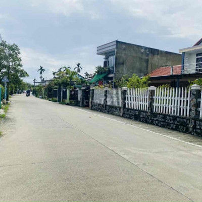 2 mặt tiền thôn châu Sơn khu dân cư đông 579tr