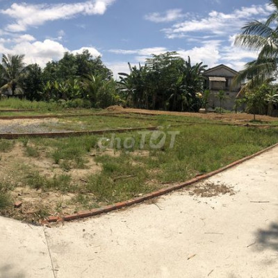 4 lô  giá bao sổ full thổ cư gần DT605 đường 4m