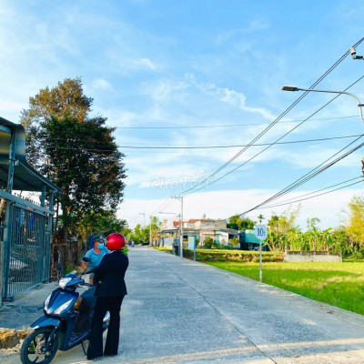 BÁN 2 LÔ LIỀN KỀ ĐẤT ĐIỆN BÀN. GIÁ 6xx/LÔ