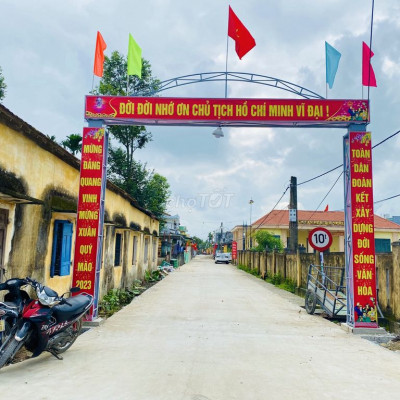 bán đất trung tâm thị trấn