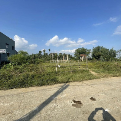 200m2 với 2 lô liền kề, nằm trung khu dân cư đông