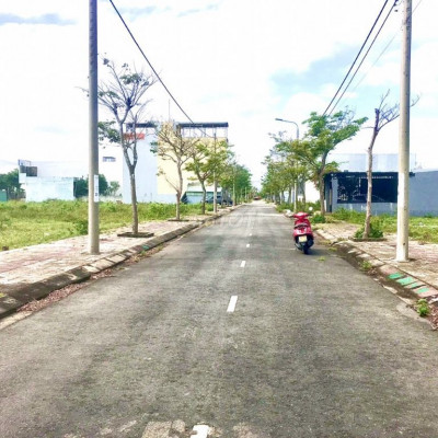 Chính chủ bán gấp lô đất trục 27 m giá 3ty 3xx