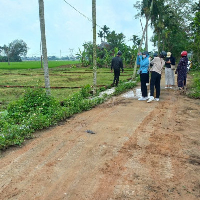 đất đẹp 142m2 thông DT 609 chỉ 560tr, mua là LỜI