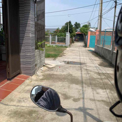 Đất Điện Ngọc sát đường Phạm Như Sương 750 tr