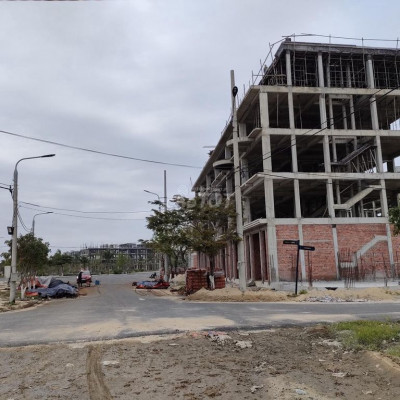 BÁN CĂN GỐC CHD01 KDT NGHỈ DƯỠNG LA QUEENARA